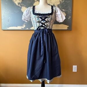 Scarlet Darkness Three Piece Dirndl Bavarian Oktoberfest Dress Size Small